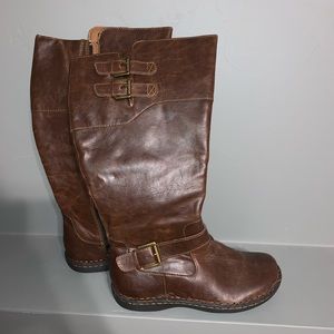 Size 8, WIDE CALF b.o.c. Boots